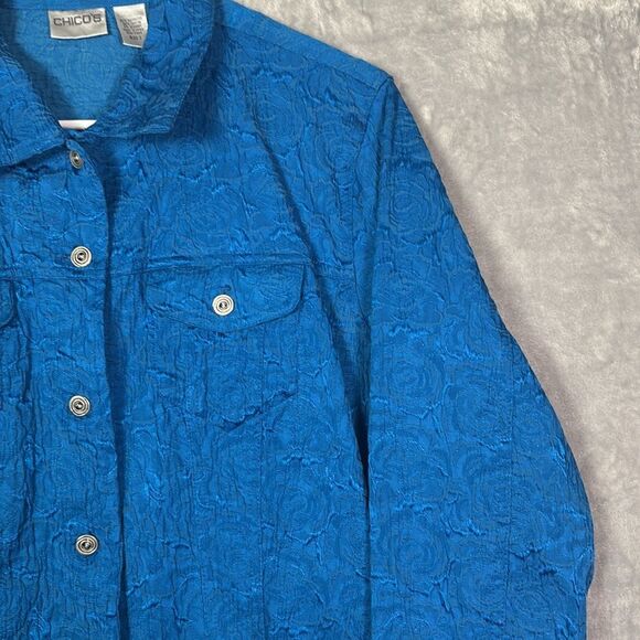 Chicos Blue Rose Pattern Full Button Up Collared Top Blouse Jacket Size 2 - Picture 4 of 10